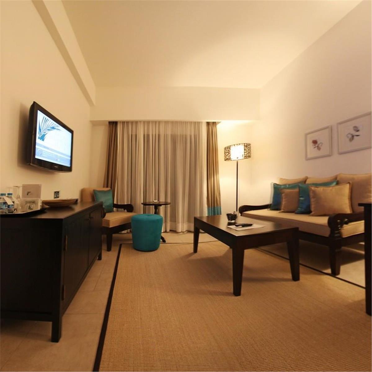 İzmir'den Uçak İle Hareketli Kıbrıs İzmir'den Uçak İle Hareketli Kıbrıs Arkın Palm Beach Hotel Yarım Pansiyon Konaklama Seçenekleri