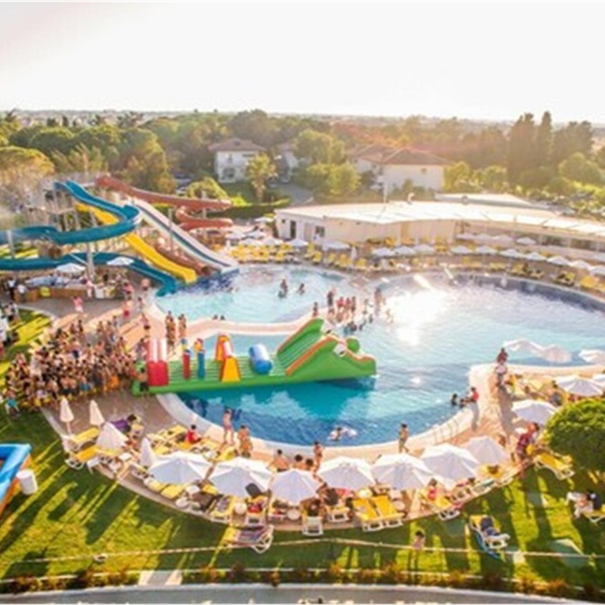 Kıbrıs Salamis Bay Conti'de Yılbaşına Özel Seda Sayan Galası ve Uçak Bileti Dahil Tatil Paketleri