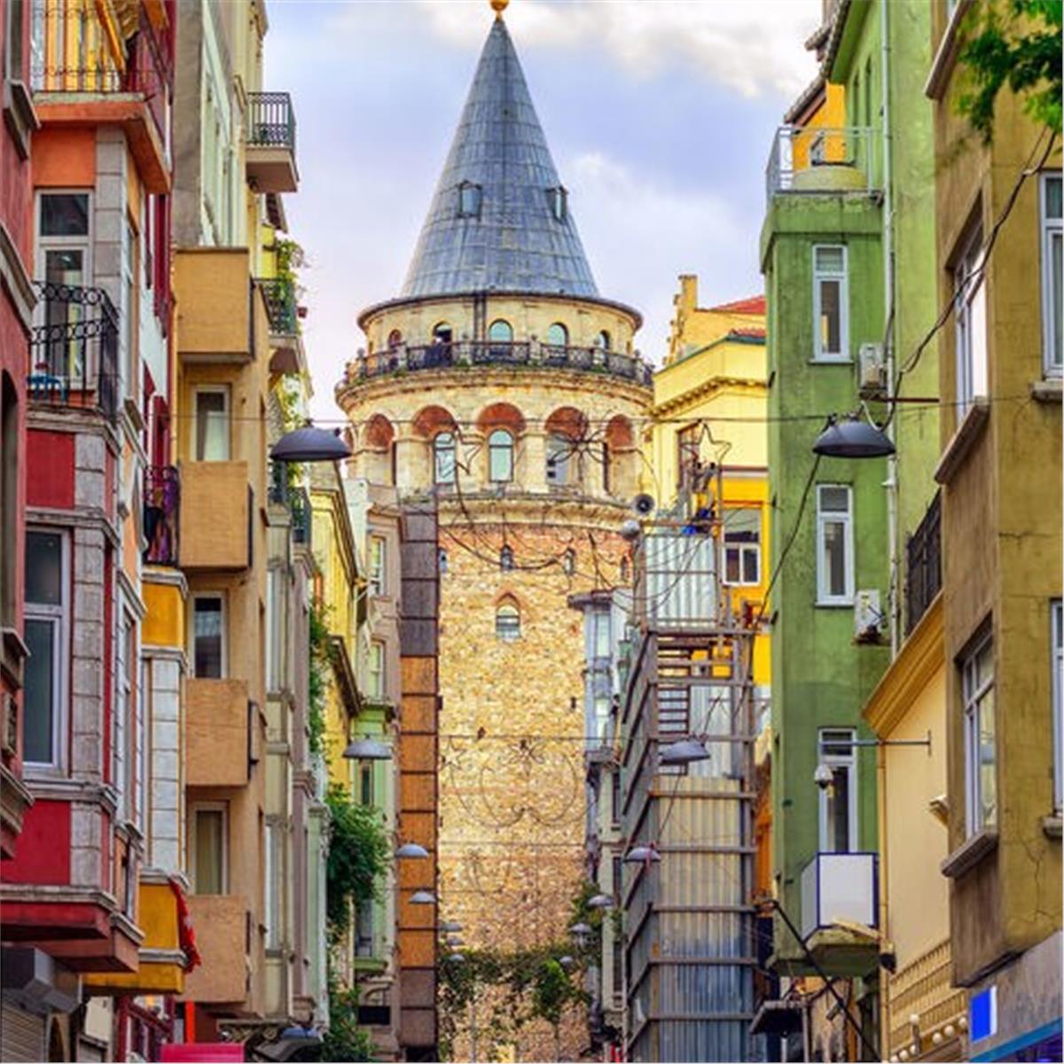 İzmir'den Kalkışlı 2 Gece 3 Gün Konaklamalı Çengelköy, Emirgan, Fener, Balat ve Büyük Ada ile Tarihi Yarımada İstanbul Turu