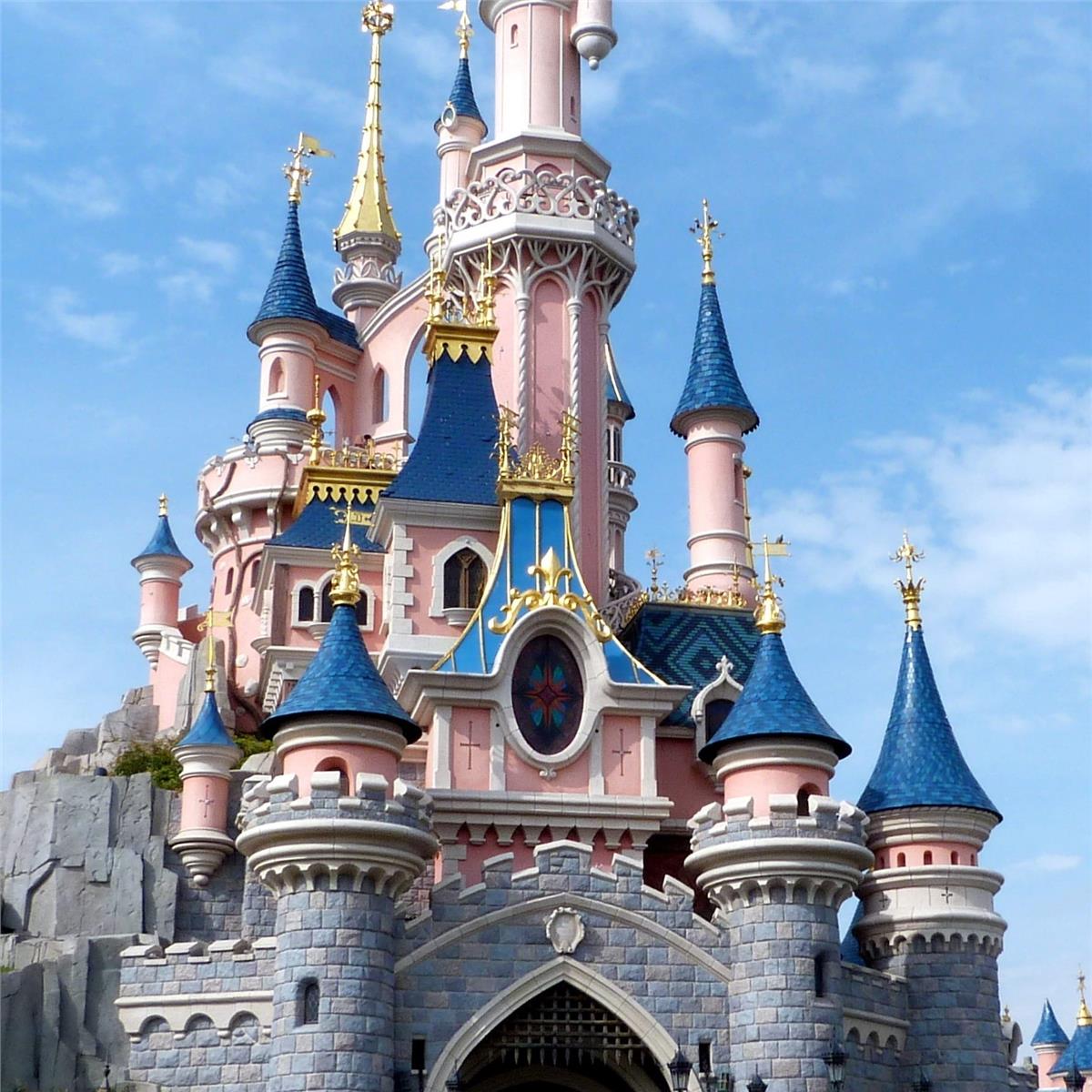 İzmir'den Uçak İle Kalkışlı 4 Gece 5 Gün Konaklamalı Paris & Disneyland & Brüksel & Amsterdam Turu