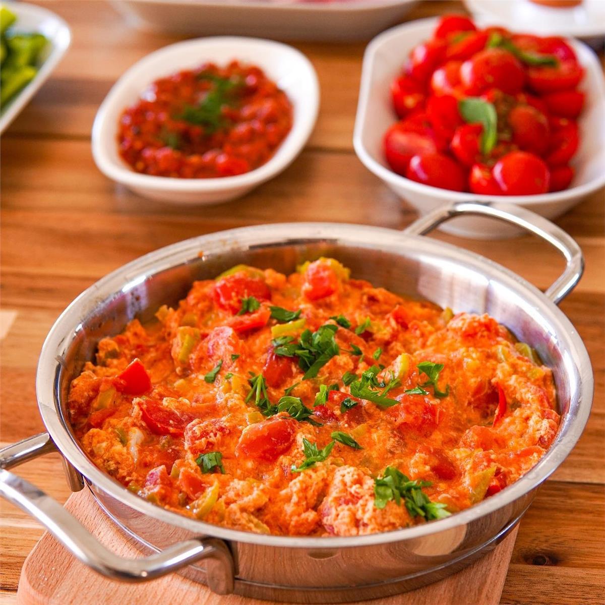 Mordoğan Aren Boutique Resort Hotel’de çift kişi açık büfe kahvaltı dahil konaklama seçenekleri