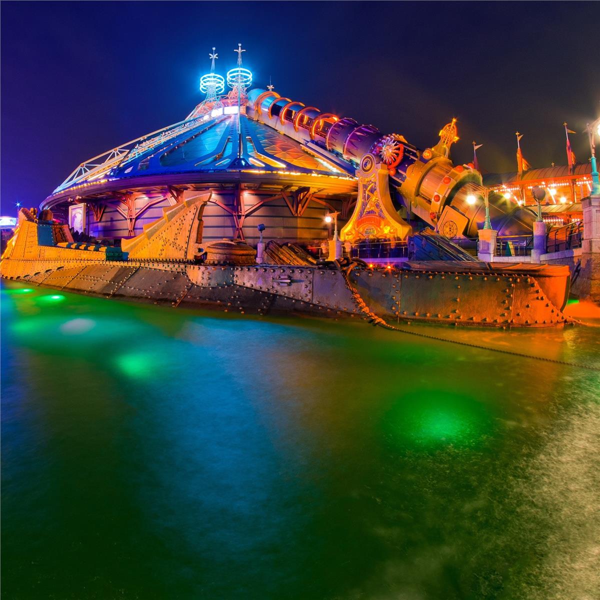 İzmir'den Uçak İle Kalkışlı 4 Gece 5 Gün Konaklamalı Paris & Disneyland & Brüksel & Amsterdam Turu