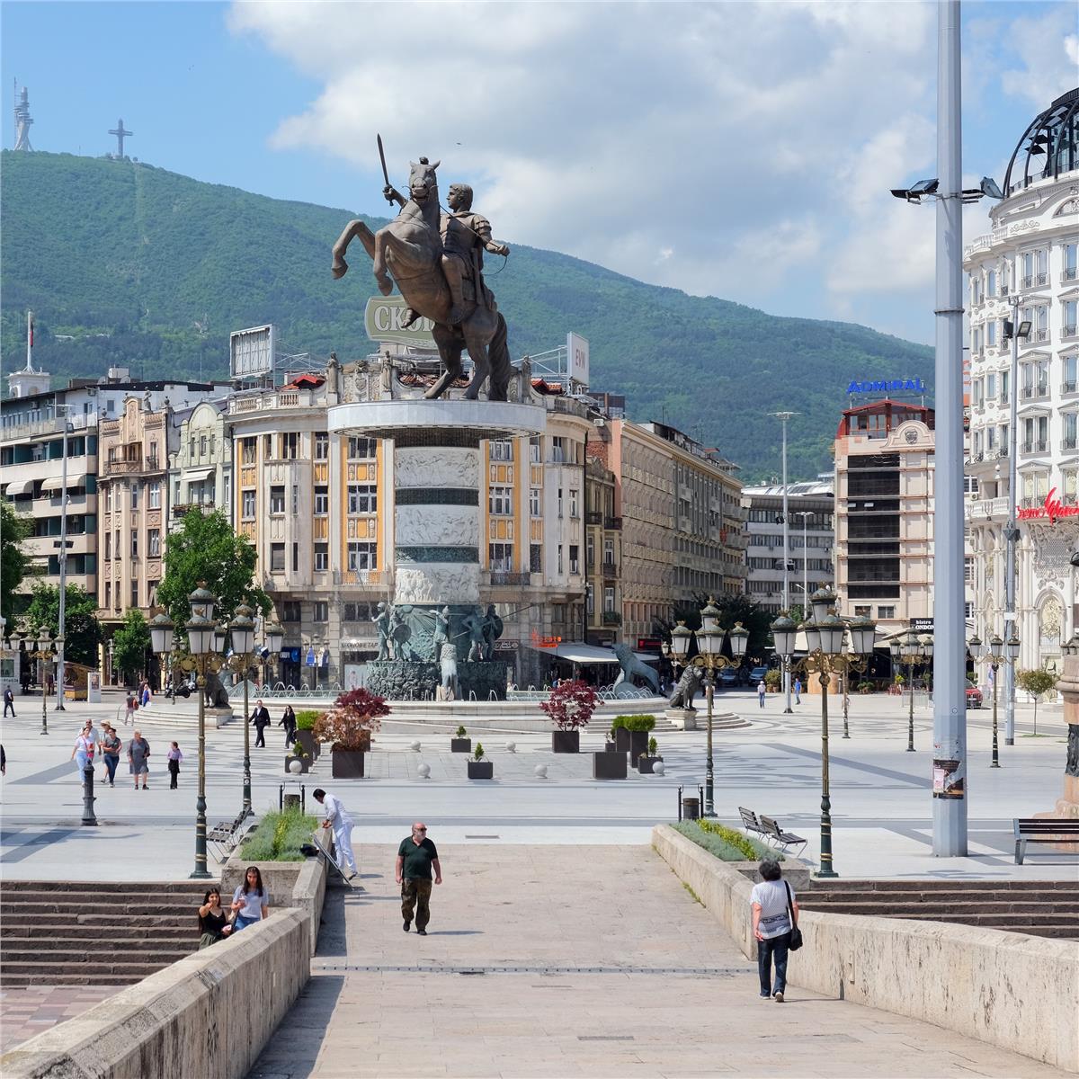 İzmir'den Uçaklı 7 Gece 8 Gün Konaklamalı Vizesiz Büyük Balkan Turu