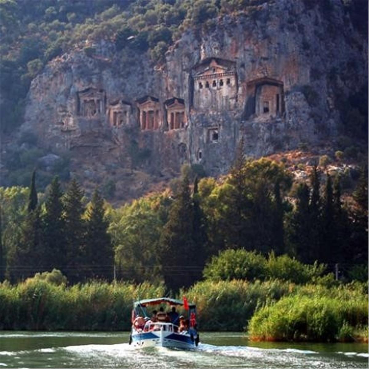 İzmir'den Kalkışlı Ramazan Bayramı Özel 2 Gece 3 Gün Labranda Mares Marmaris Hotel Konaklamalı Marmaris Turu