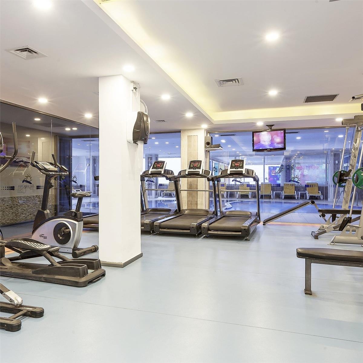 İzmir'den Uçak Bileti ve Otel Transferi Dahil 2 Gece ve 3 Gün Konaklamalı Kıbrıs Salamis Bay Conti Resort Hotel'de Gülden Yılbaşı Galası