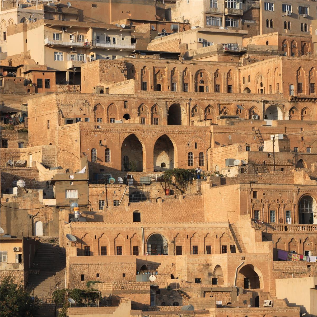 İzmir'den Uçaklı 2 Gece 3 Gün Konaklamalı Batman, Diyarbakır ile Mardin Turu