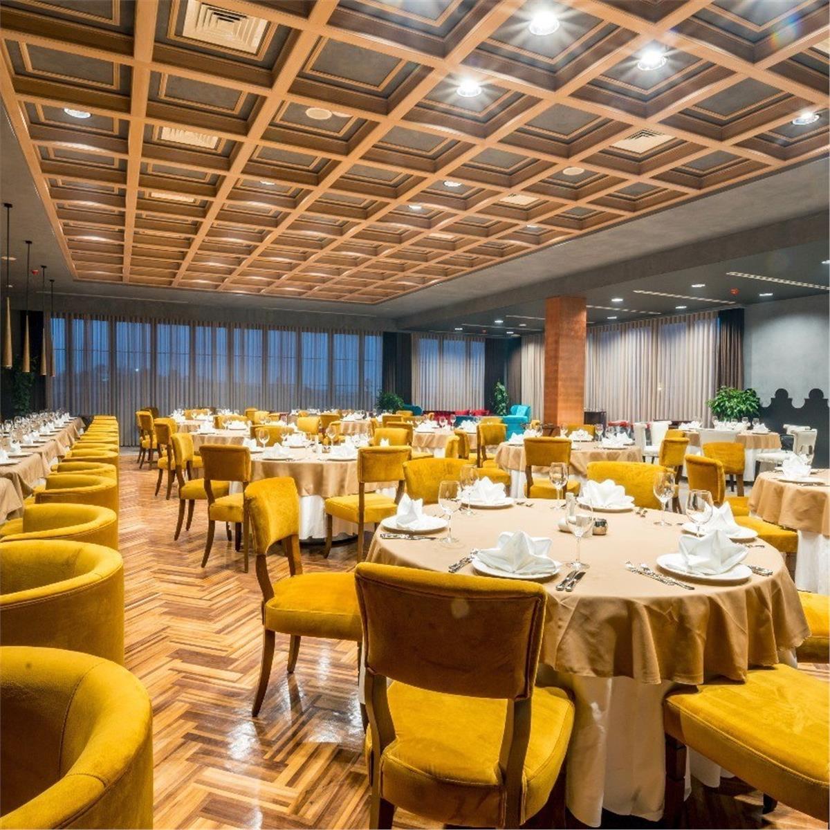 İzmir'den Uçak İle Hareketli Kıbrıs Girne 5 Yıldızlı Les Ambassadeurs Hotel'de Tam Pansiyon Plus Konaklama Seçenekleri