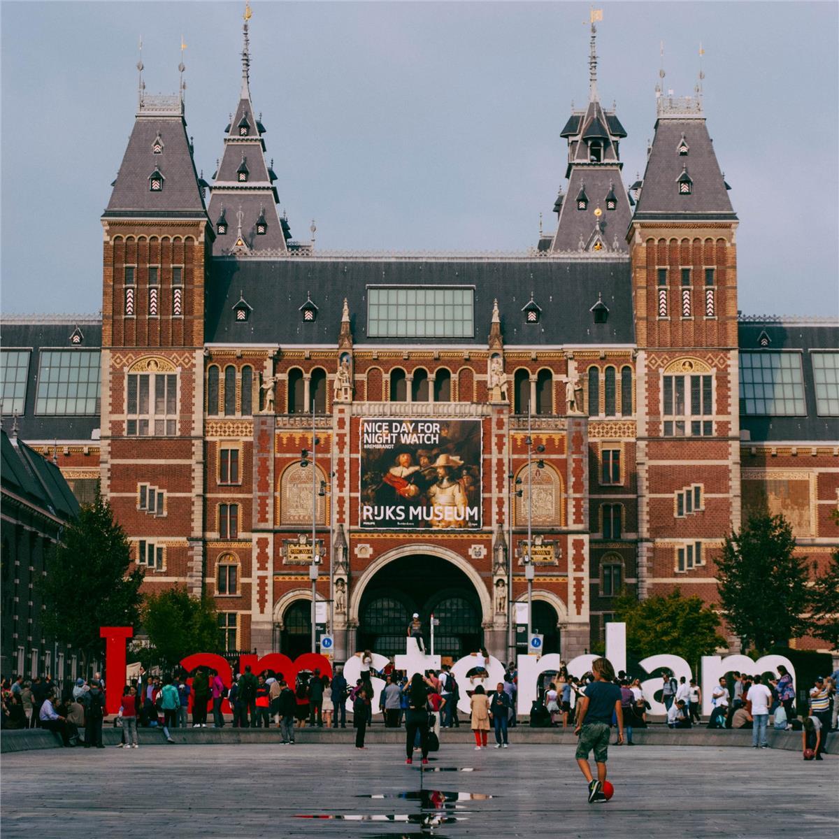 İzmir'den Uçaklı Yılbaşı Özel 3 Gece 4 Gün Konaklamalı Renklerin Şehri Amsterdam Turu