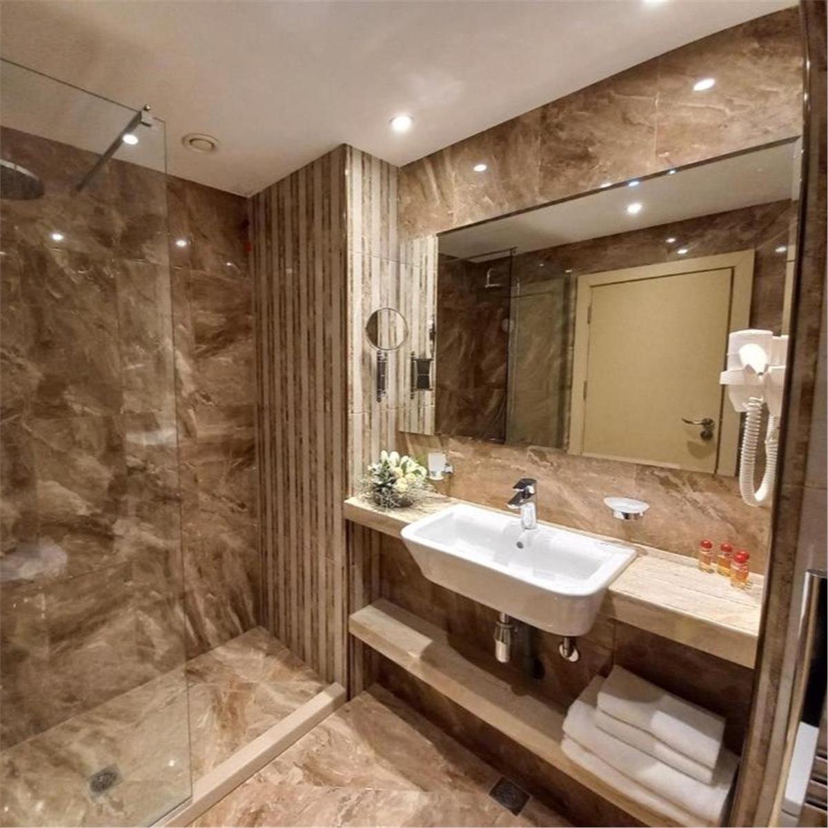 İzmir'den Otobüslü 2 Gece 3 Gün Grand Astoria Casino Hotel Konaklamalı Bansko Kayak Merkezi Turu