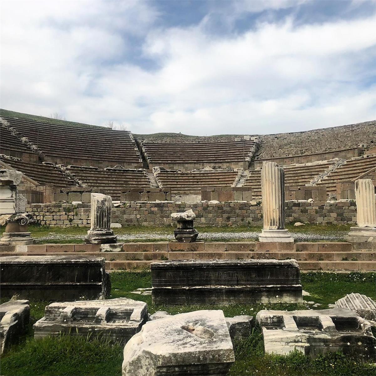 İzmir'den Kalkışlı Günübirlik Bergama Kızıl Avlu Asklepion Turu