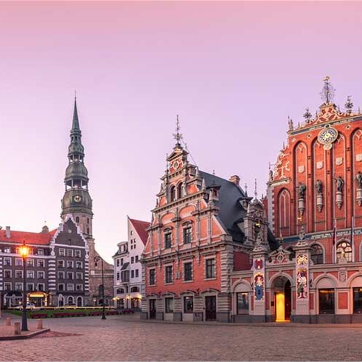 İzmir'den Uçak İle Hareketli 7 Gece 8 Gün Konaklamalı Tüm Ekstralar Dahil Baltık Başkentleri Turu