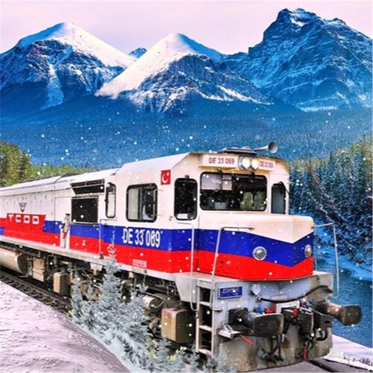 İzmir Çıkışlı Yılbaşı Özel 2 Gece 3 Gün Konaklamalı Yılbaşı Gala Yemeği ve Limitsiz Alkol Dahil Butik Kars Turu