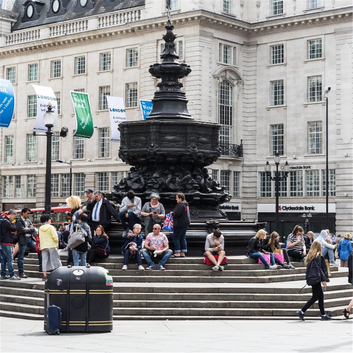 İzmir'den Uçak İle Hareketli 7 Gece 8 Gün Konaklamalı İngiltere, Galler, İrlanda ve İskoçya Turu