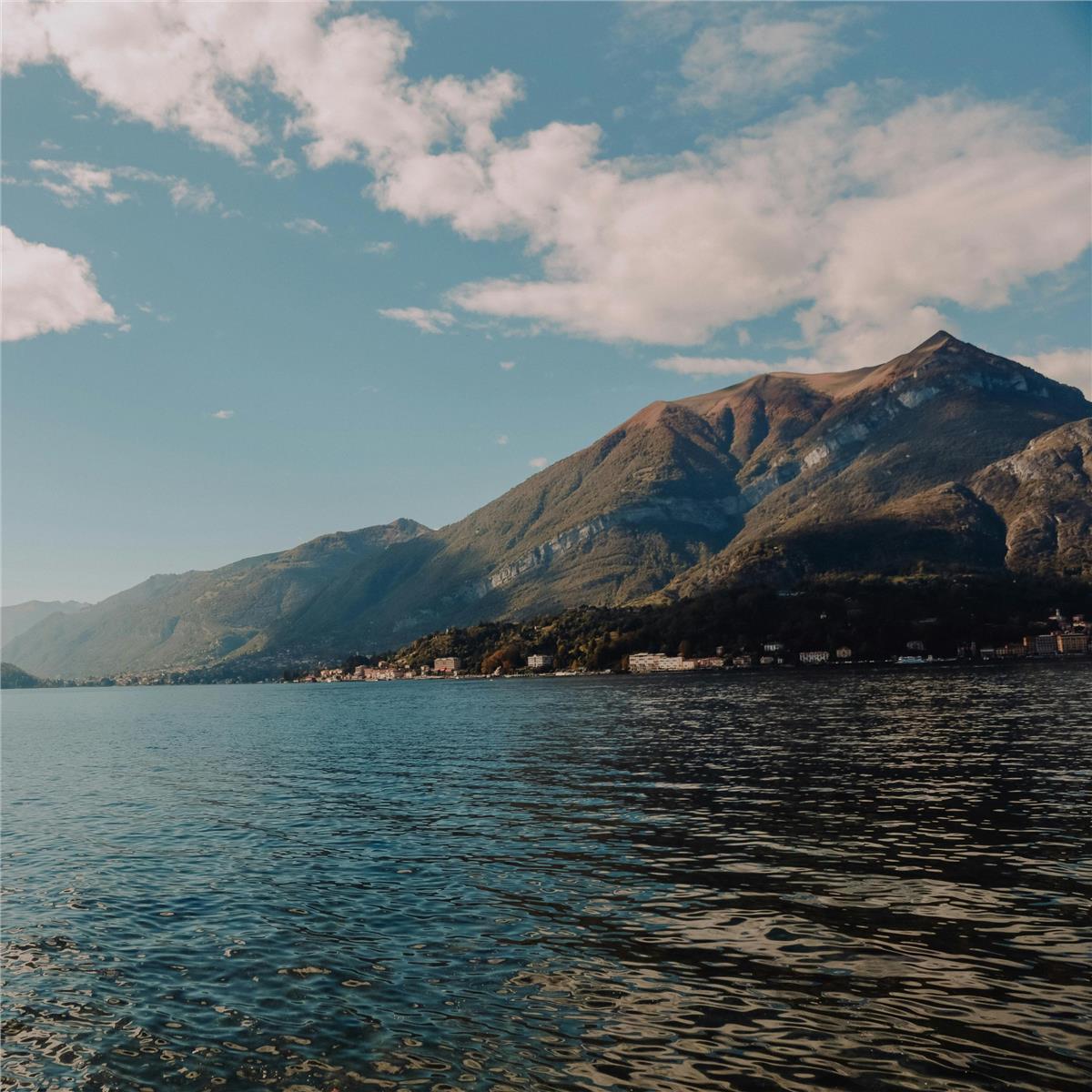 İzmir'den Uçaklı 4 Gece 5 Gün Konaklamalı Ramazan Bayramı Özel Masal Kasabaları Ve Alp Dağları Zirve Yolculuğu