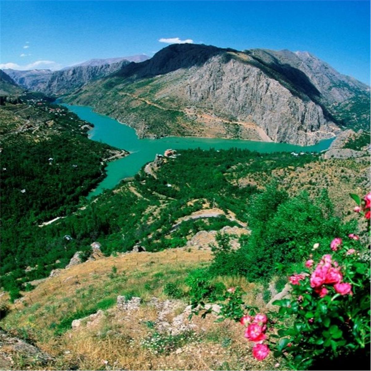 İzmir'den Uçaklı 7 Gece 8 Gün Konaklamalı Büyük Doğu Anadolu Turu