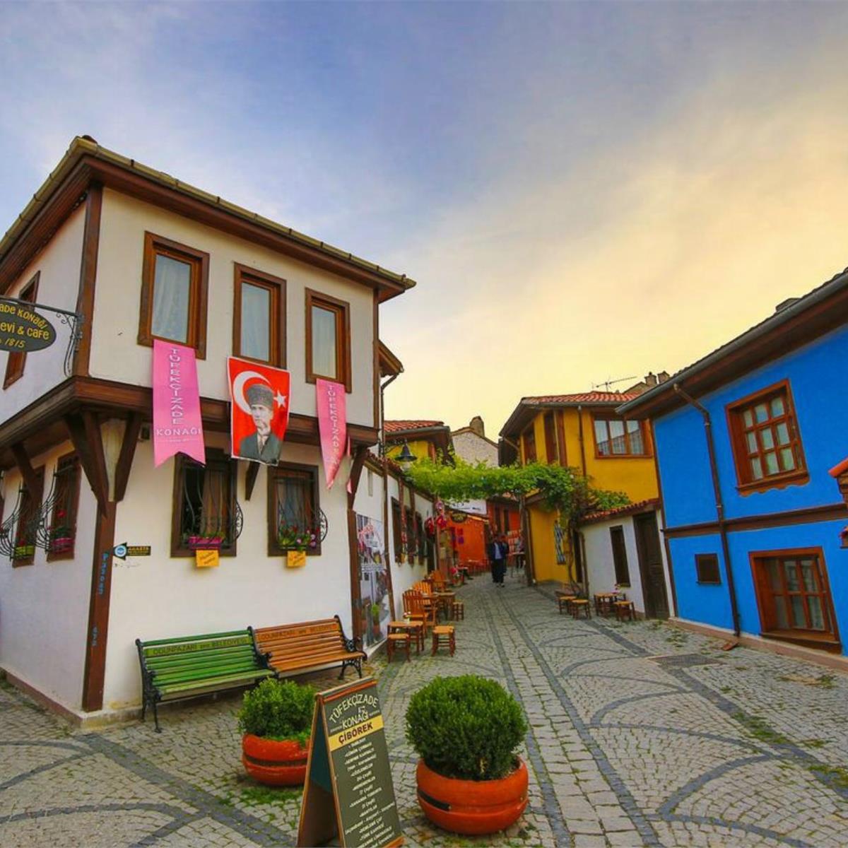 İzmir Çıkışlı 1 gece 2 gün Ankara Konaklamalı Eskişehir ve Ankara Anıtkabir Turu