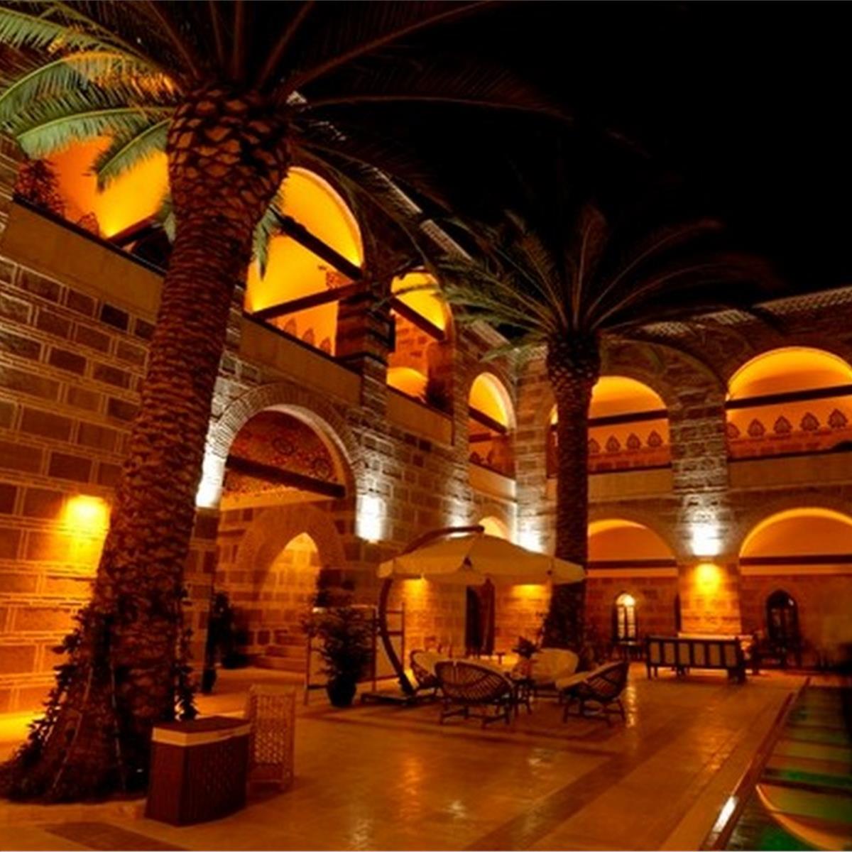 Çeşme Kervansaray Otel’de Ulaşım, Kahvaltı ve Yılbaşı Gala Yemeği Dahil Konaklama