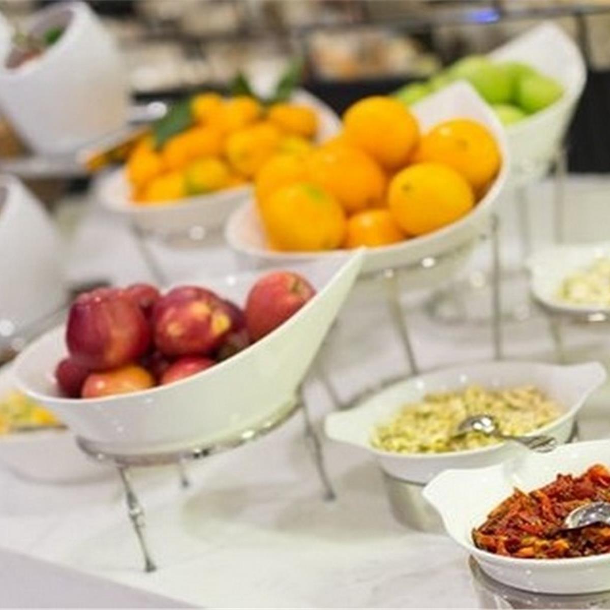 Gaziemir DoubleTree By Hilton İzmir Airport’ta Açık Büfe Kahvaltı