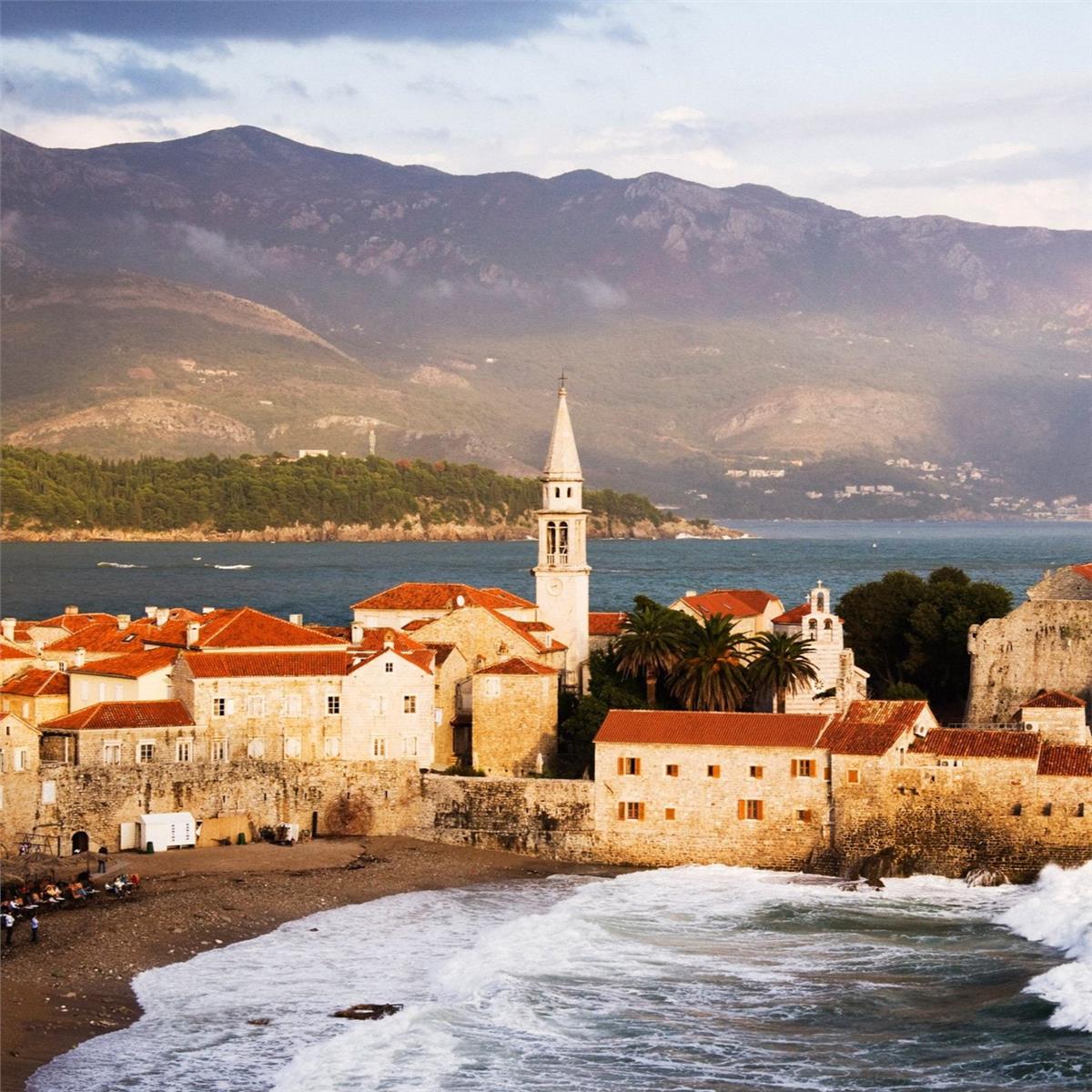 İzmir'den Uçaklı 3 Gece 4 Gün Konaklamalı Budva Turu