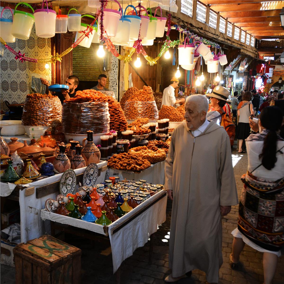 Uçak İle Hareketli 6 Gece 7 Gün Konaklamalı Fas Sahra Çölü ve Binbir Gece Masalları Turu
