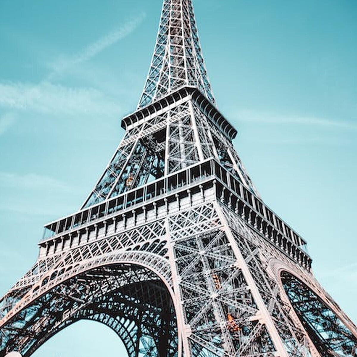 İzmir'den Uçaklı 4 Gece 5 Gün Konaklamalı Paris Disneyland Turu