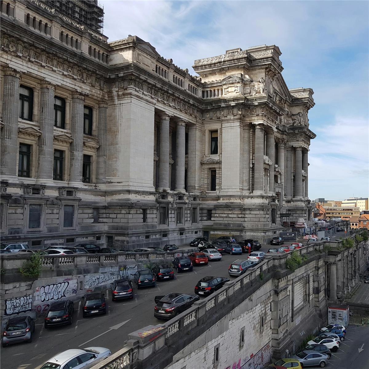 İzmir'den Uçakla 3 Gece 4 Gün Bayram Özel Belçika Ve Hollanda Şirin Kentler Turu