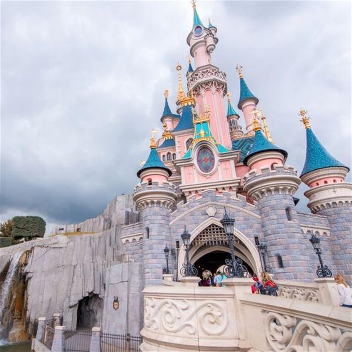 İzmir'den Uçak İle Hareketli 7 Gece 8 Gün Konaklamalı Tüm Ekstralar Dahil Benelüx & Alsace & Paris Turu