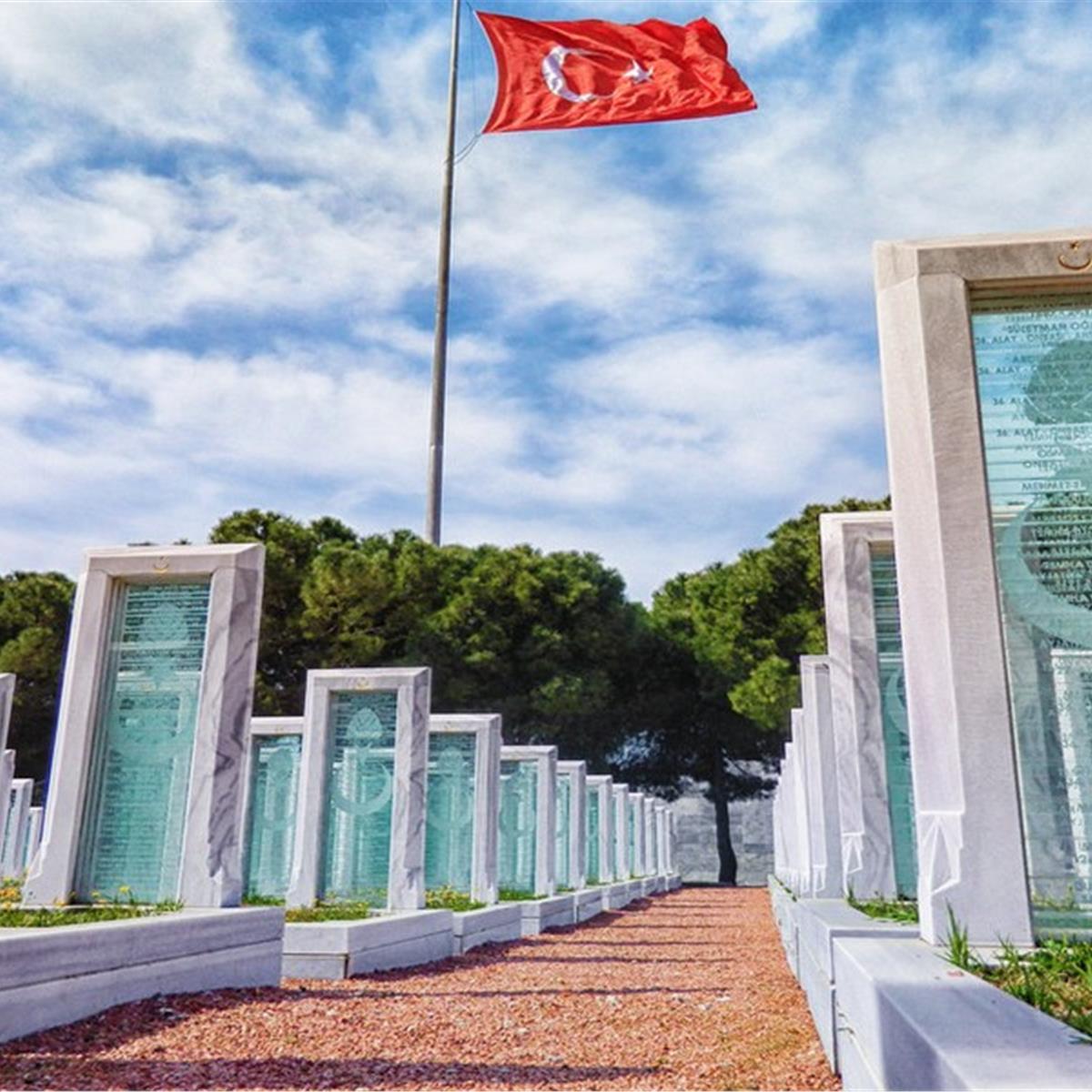 İzmir Kalkışlı Günübirlik Kahvaltı Dahil Çanakkale Şehitlik Turu