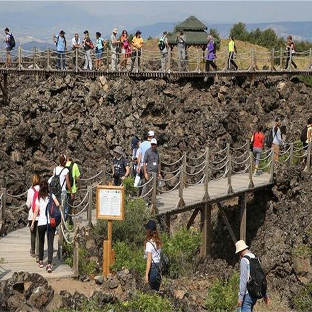 Uşak  Ulubey Kanyonu Cam Teras Jeopark Turu 