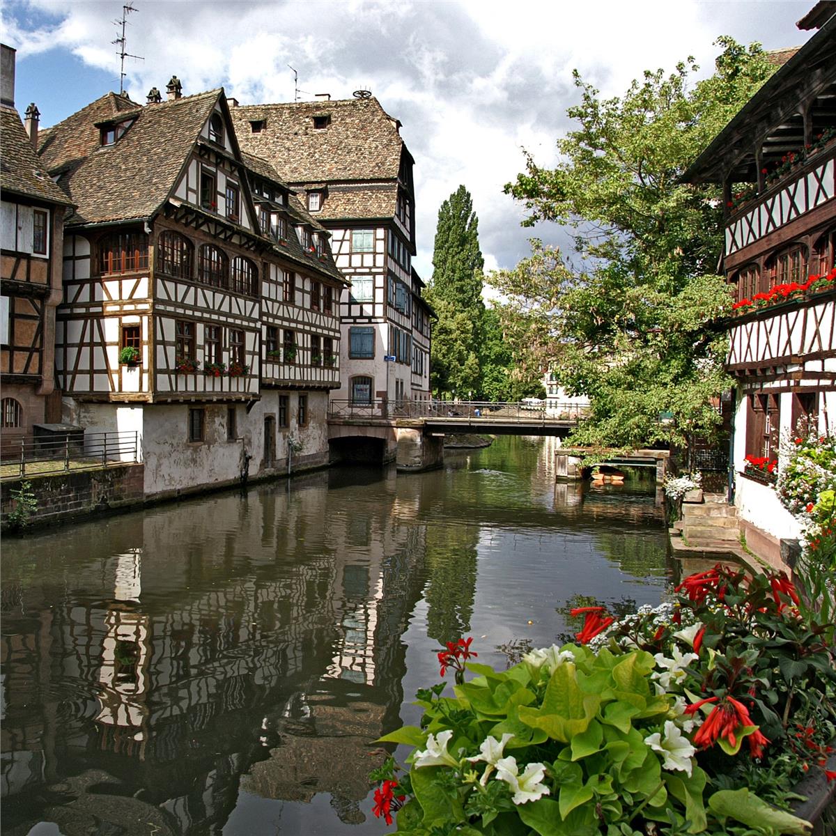 İzmir'den Uçaklı 7 Gece 8 Gün Konaklamalı Bernina Express İle Avrupa Masalı Turu