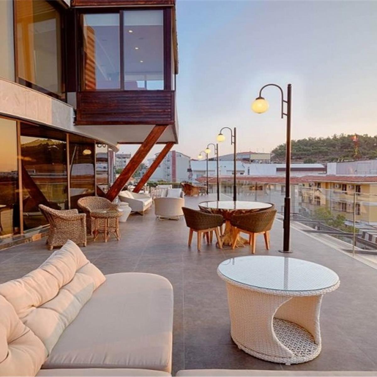 Çeşme Pırıl Otel'de Çift Kişilik Yarım Pansiyon Konaklama Seçenekleri