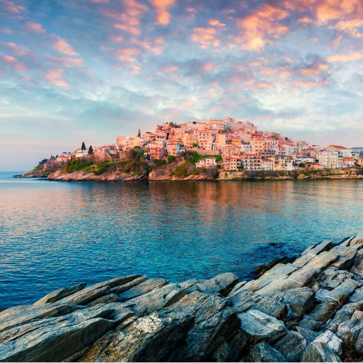 İzmir Çıkışlı 2 Gece 3 Gün Kavala Selanik Kalambaka Turu