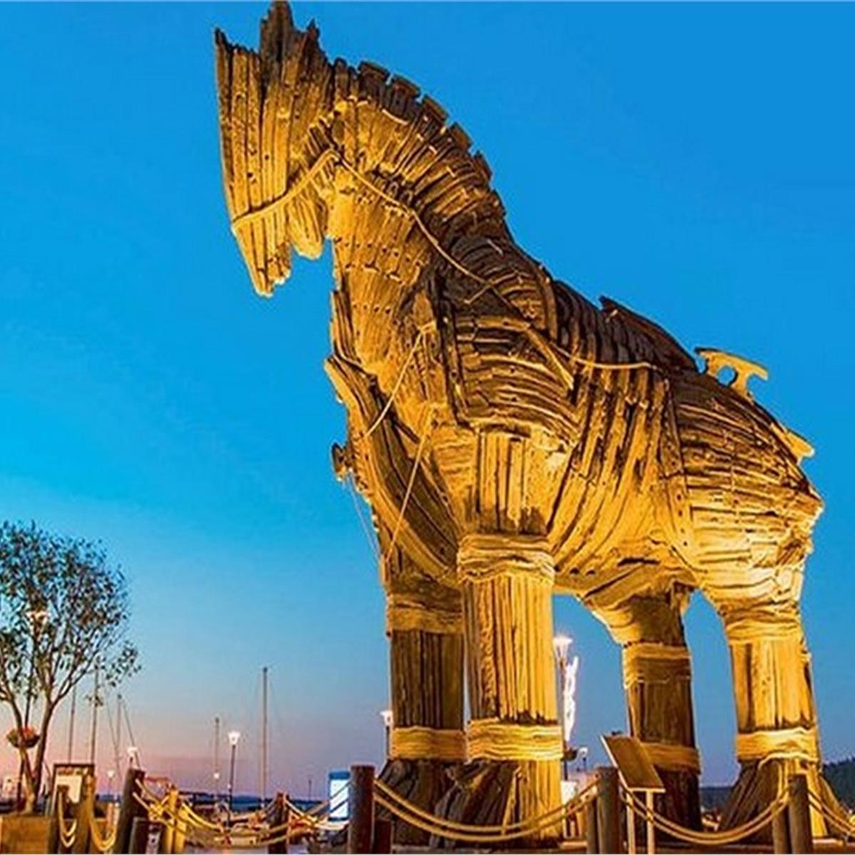 İzmir Çıkışlı Günübirlik Aynalı Çarşı ve Truva Atı ile Çanakkale Şehitlik Turu.