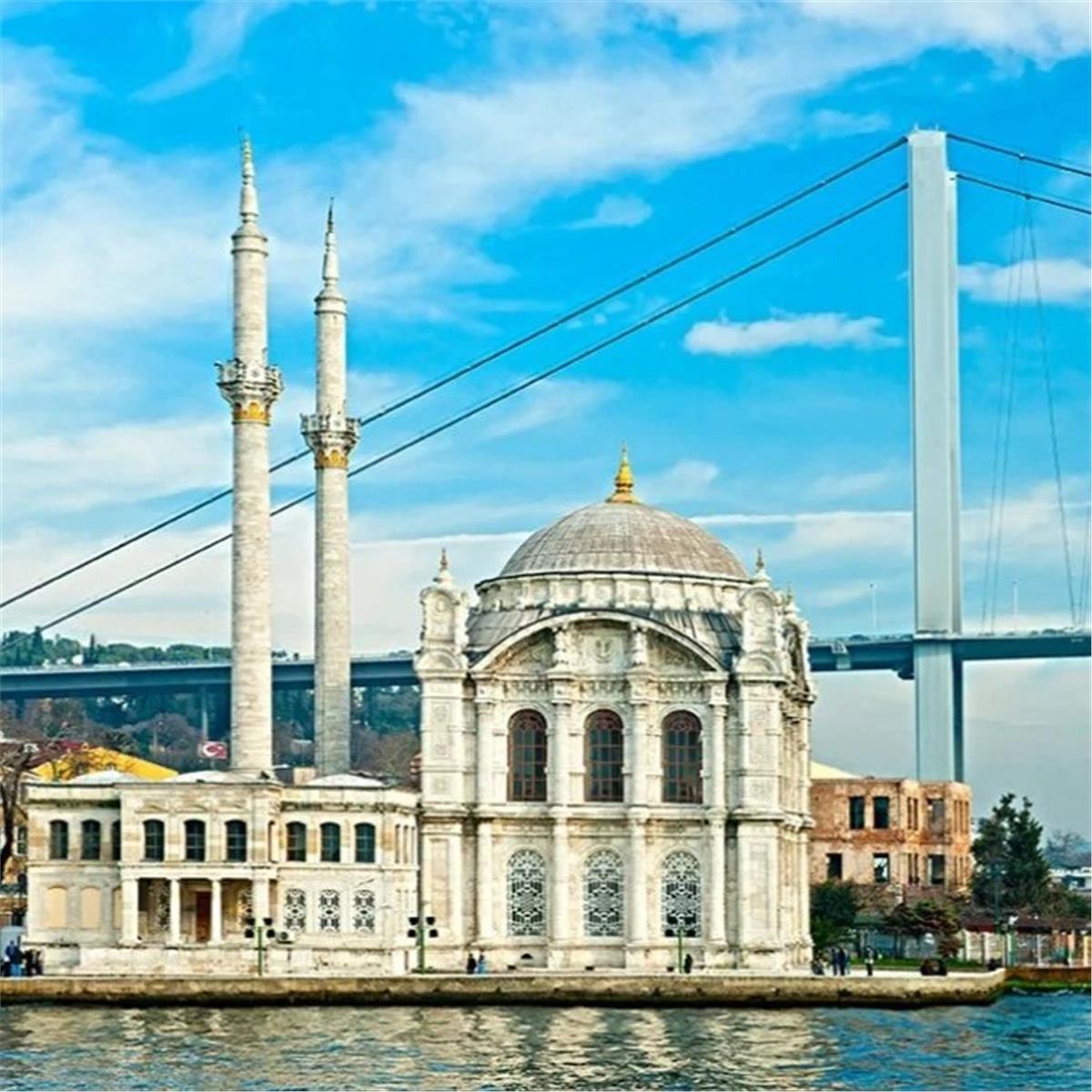 İzmir'den Uçaklı ve 3 Gece 4 Gün Konaklamalı İstanbul Caz Festivali Ve İstanbul Turu