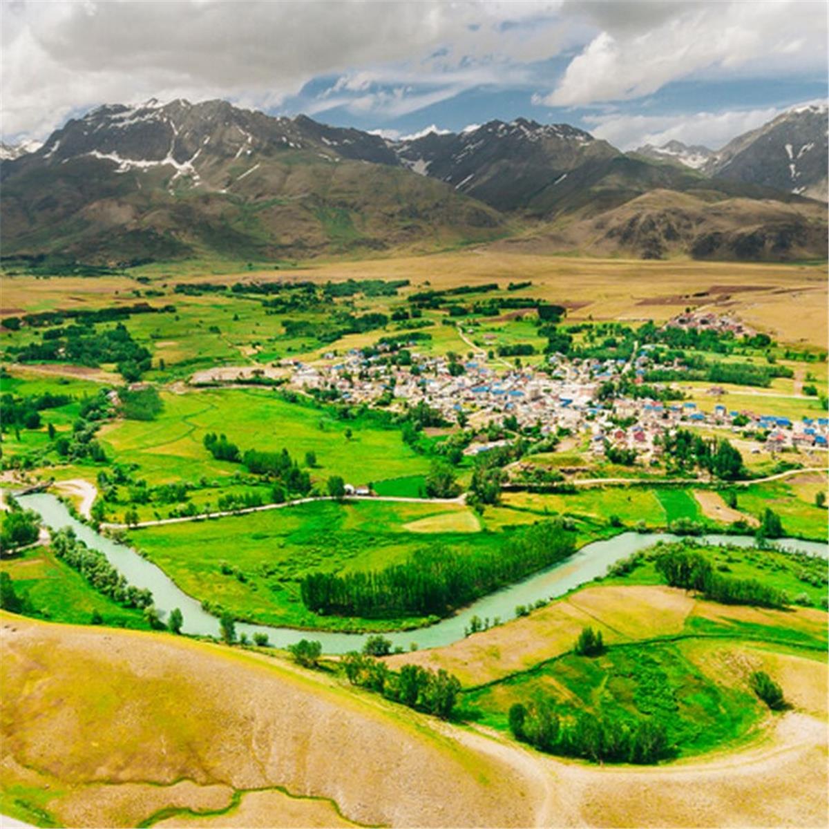 İzmir'den Kalkışlı 4 Gece 5 Gün Uçaklı ve Konaklamalı Ekstra Turlar Dahil Malatya, Darende, Elazığ, Erzincan, Tunceli, Kemaliye Turu