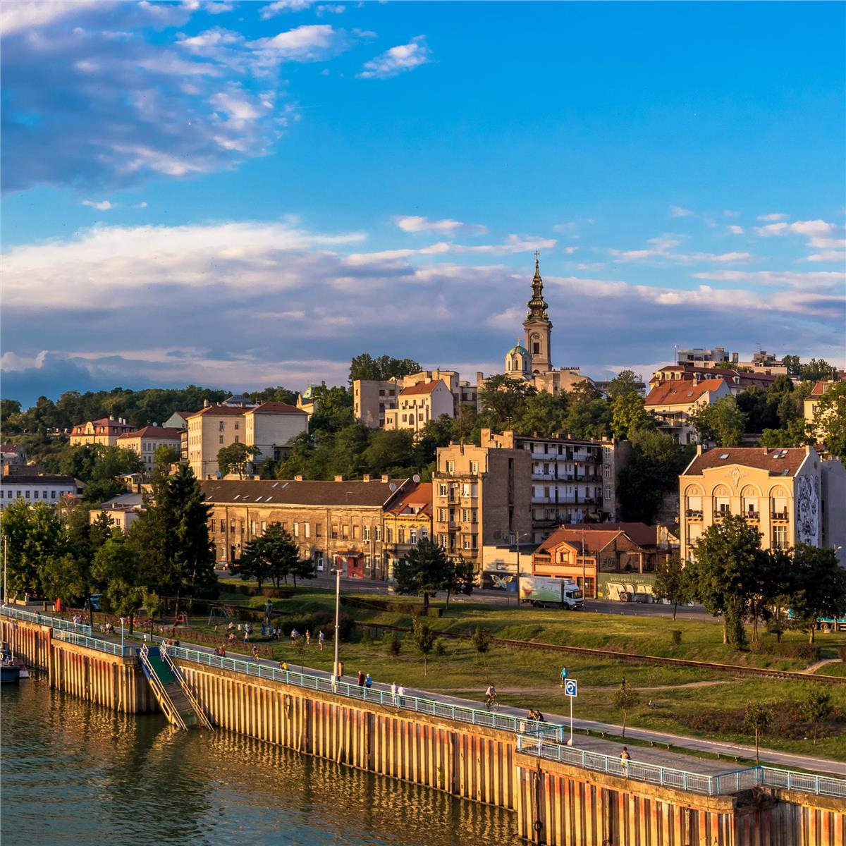 İzmir'den Otobüslü 7 Gece 9 Gün Konaklamalı Belgrad, Budapeşte, Viyana, Prag İle Orta Avrupa Turu