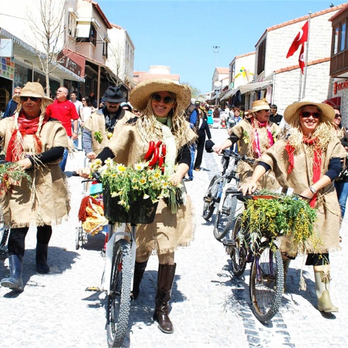 6 Nisan Cumartesi Günübirlik Alaçatı Ot Festivali, Balıklı Köşk, Germiyan, Ildırı Köyü Turu