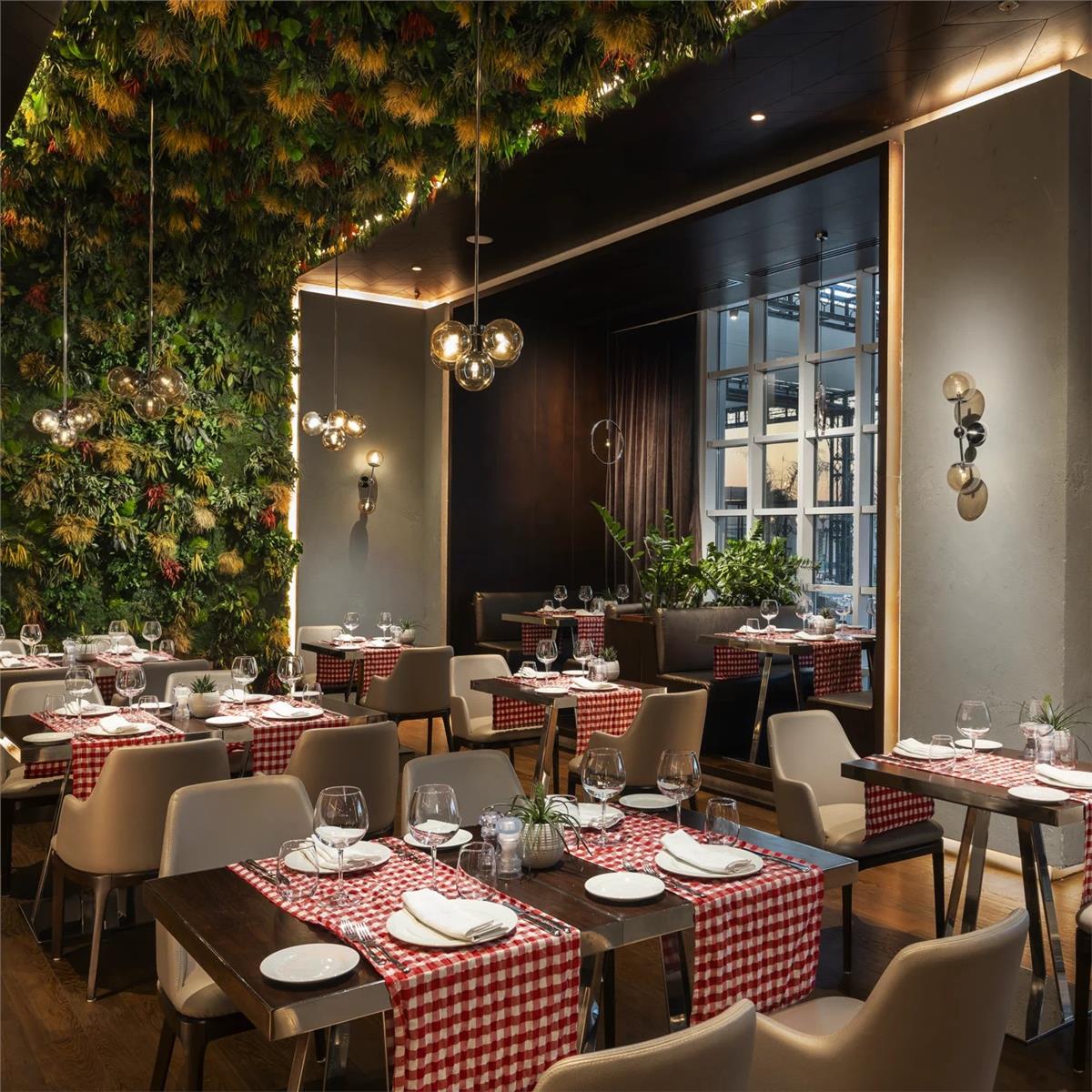 İzmir'den Uçak Hareketli 3 Gece 4gün Konaklamalı Kaya Palazzo Resort & Casino'da Sıla Yılbaşı Galası