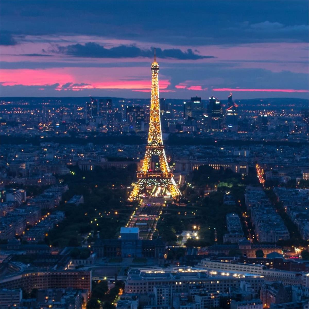 İzmir'den Uçaklı 3 Gece 4 Gün Konaklamalı Brüksel, Brugge, Paris Butik Turu