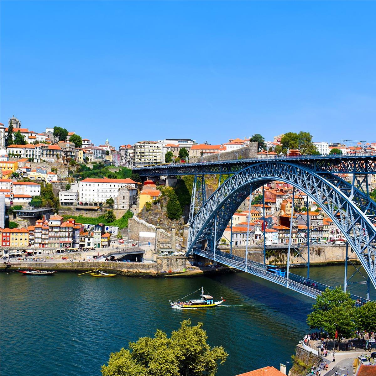 İzmir'den Uçaklı 4 Gece 5 Gün Konaklamalı Portekiz Rotası