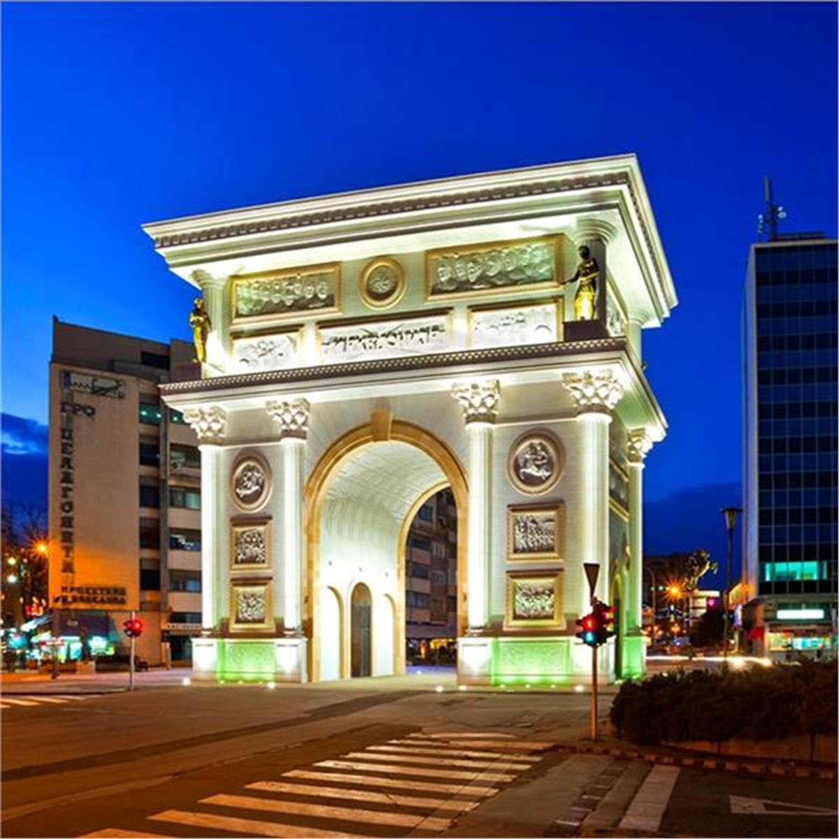 İzmir'den Direkt Sefer İle Uçaklı ve 7 Gece 8 Gün Konaklamalı Büyük Balkan Rotası Turu