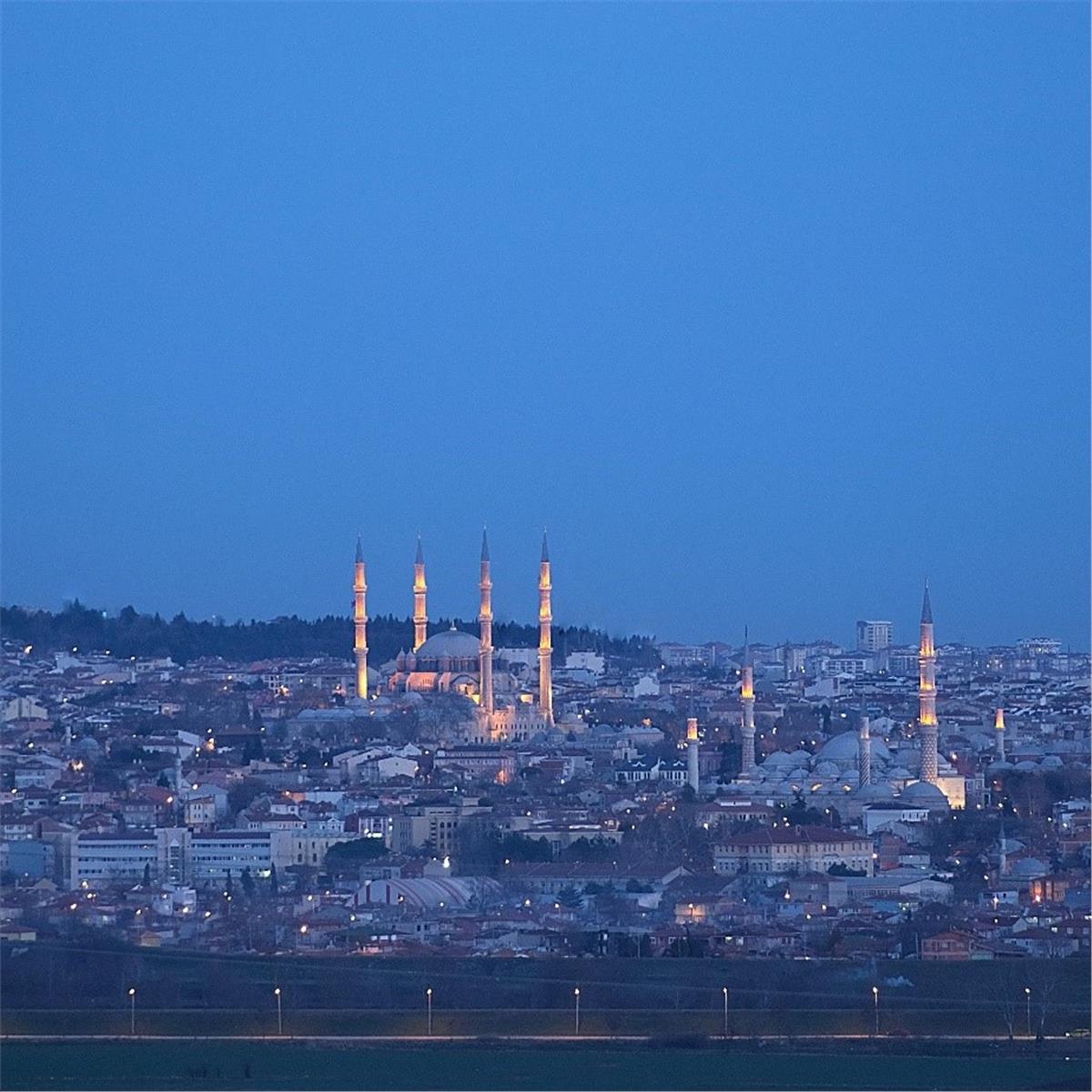İzmir'den Otobüslü 1 Gece 2 Gün Konaklamalı Edirne Ve İstanbul Turu