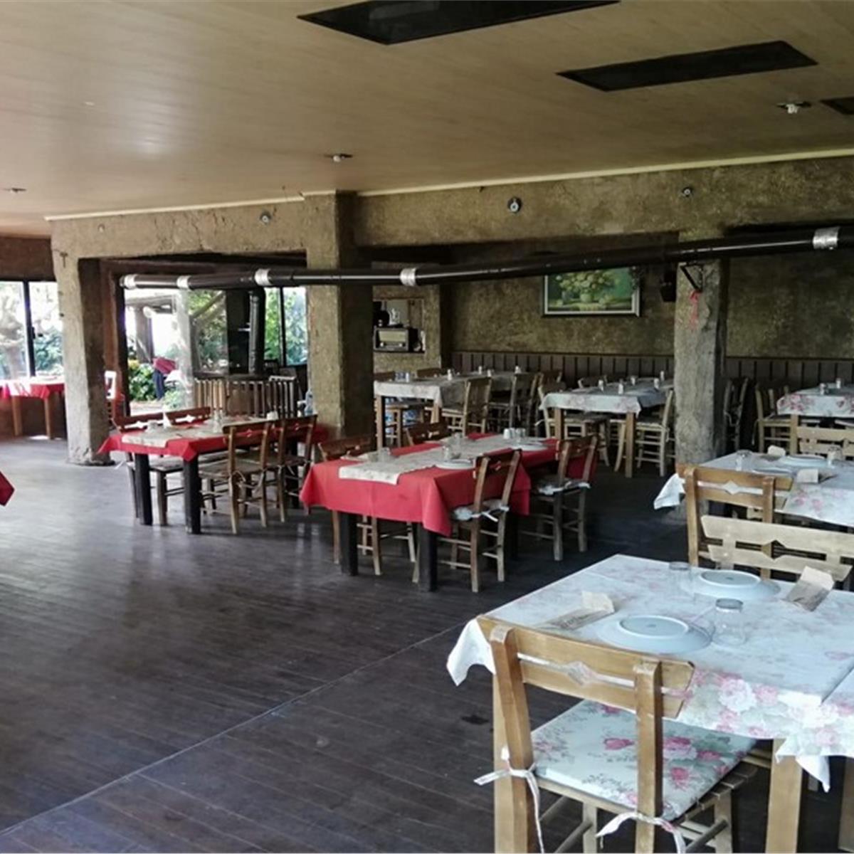 Çiçekliköy Zeytindalı Kahvaltı Evi’nde Enfes Serpme Köy Kahvaltısı