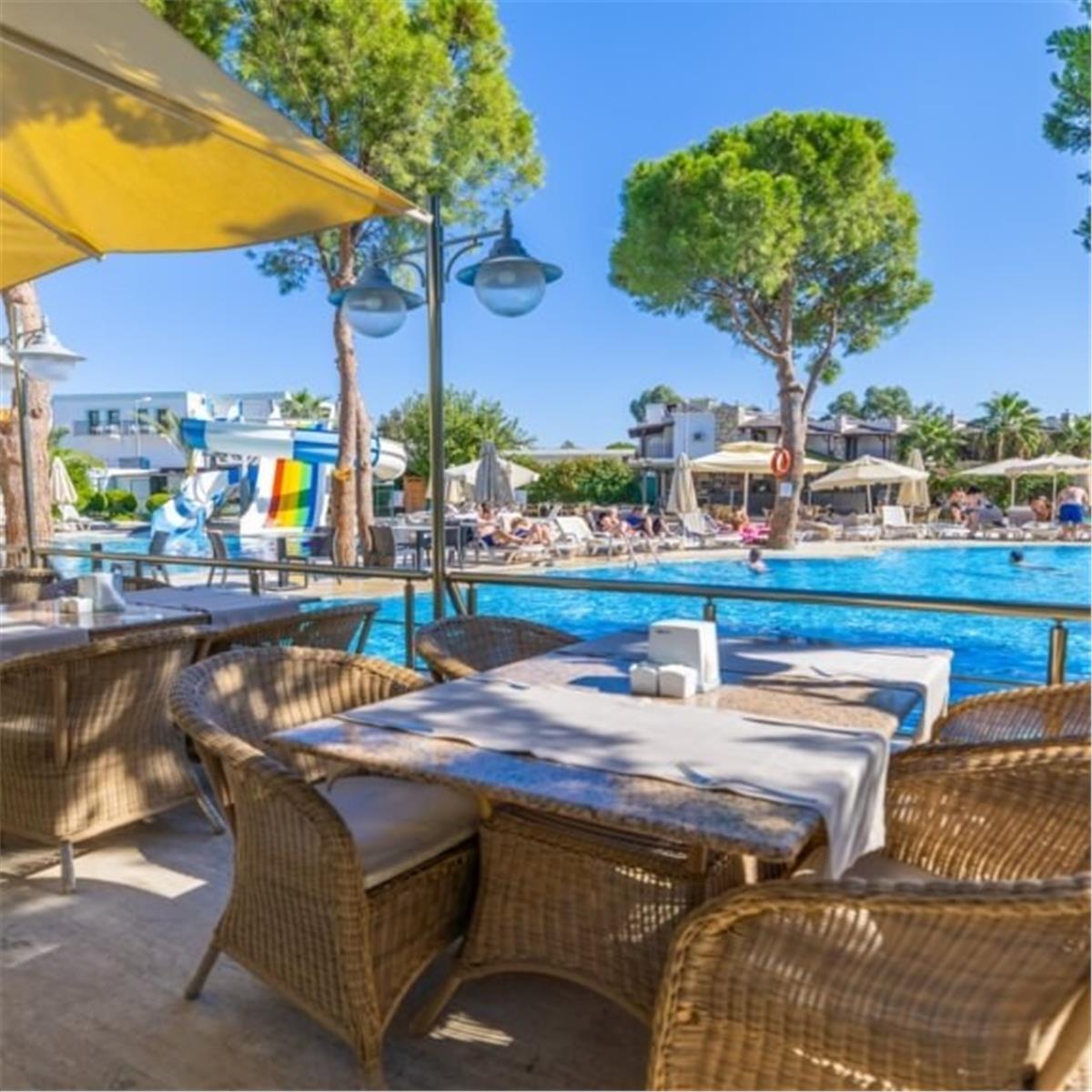 İzmir'den Otobüslü 3 Gece 4 Gün Bodrum Tatili Ayaz Aqua Beach Hotel Konaklama
