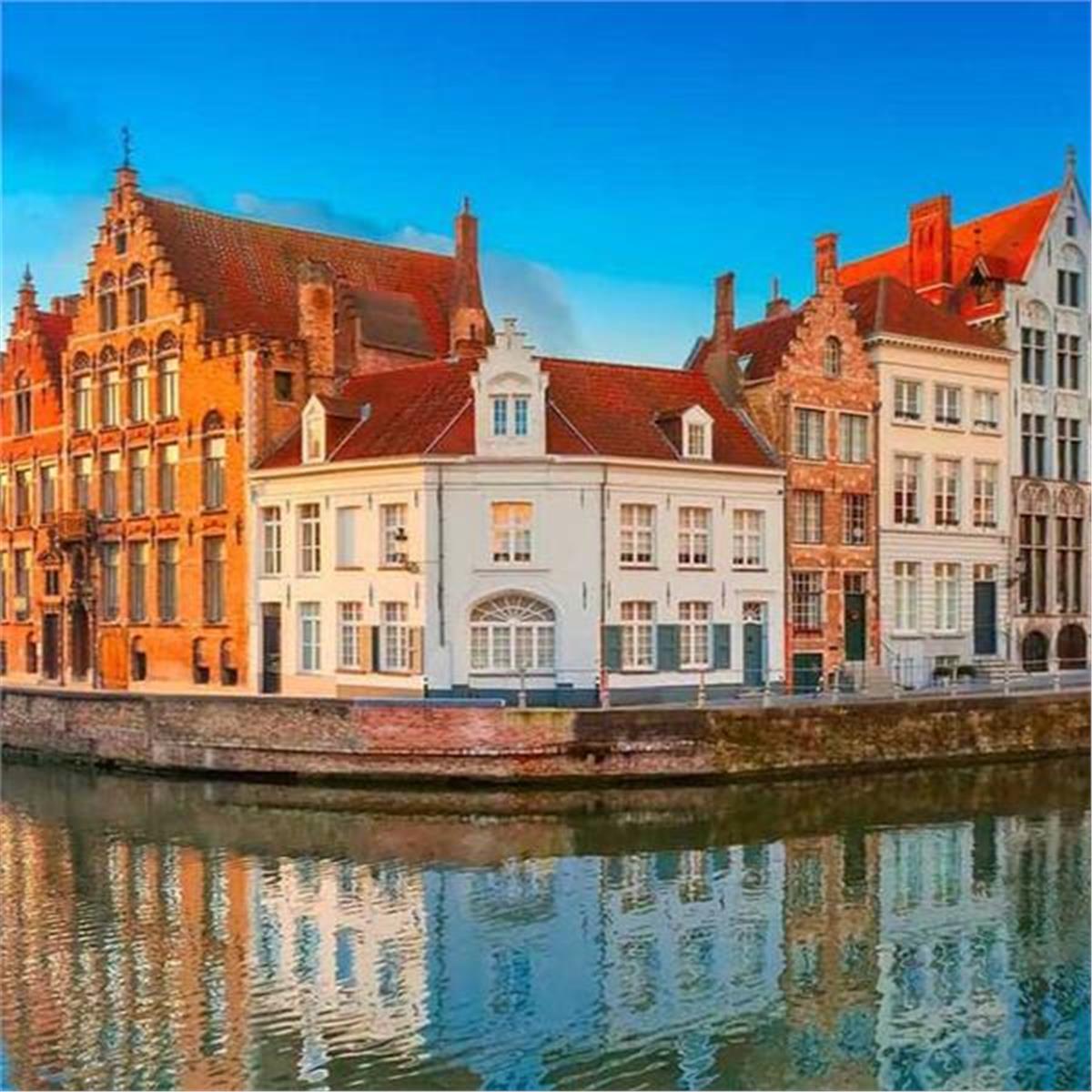 İzmir'den Uçak İle 3 Gece 4 Gün Konaklamalı Tüm Ekstralar Dahil Brüksel & Amsterdam Turu