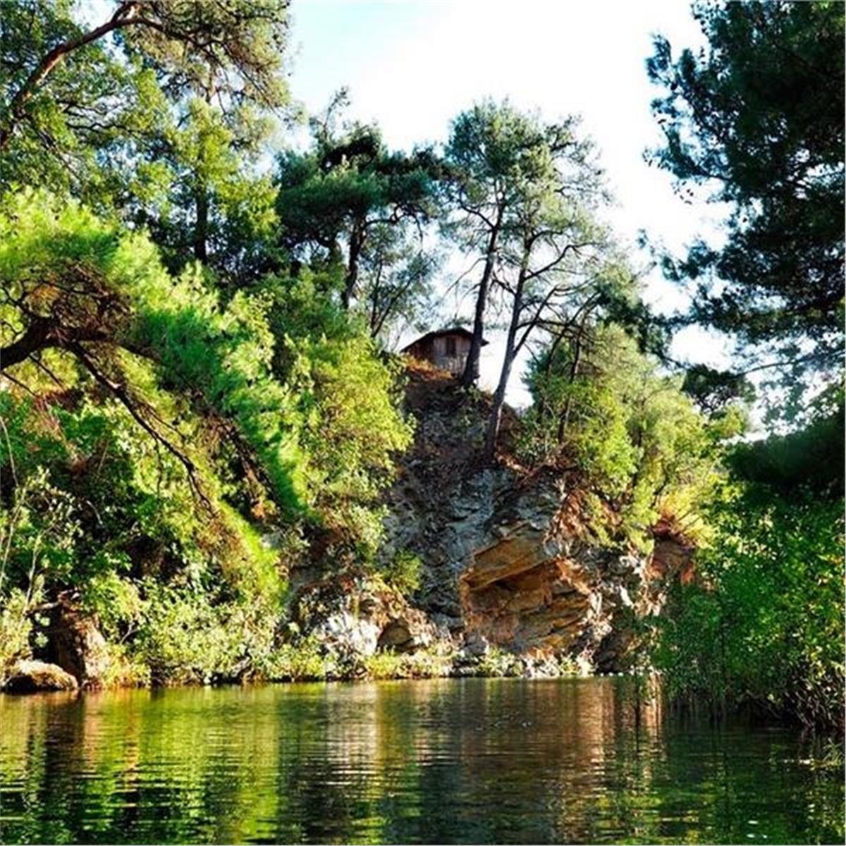 İzmir Çıkışlı Günübirlik Kazdağları, Cunda Adası, Hasan Boğuldu ve Sütüven Şelalesi. Üstelik Sarımsaklı Plajı Yüzme Molalı ve Serpme Kahvaltı Dahil.