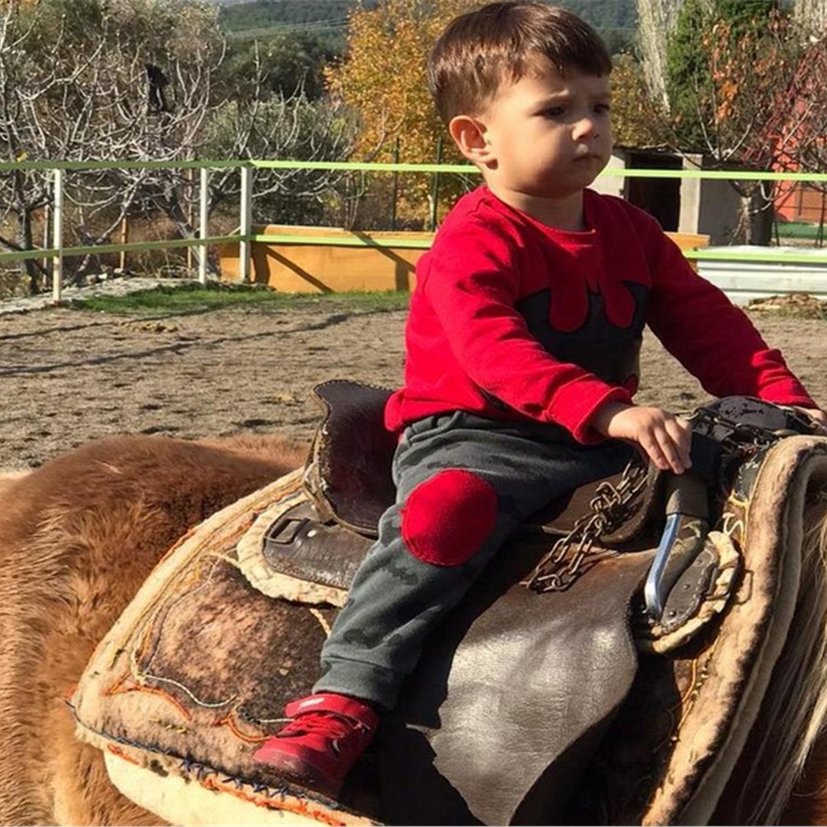 Çiçekliköy Asmalı Kahvaltı Evi’nde Doğa ile iç içe Serpme Köy Kahvaltısı