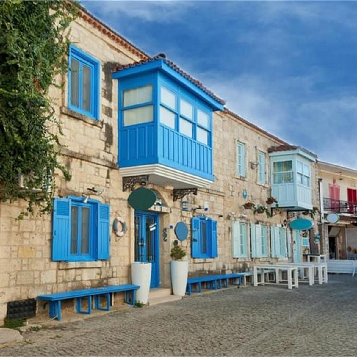 Karaburun, Mordoğan, Çeşme, Alaçatı, Ildırı, Urla (Efes-Mimas Yolu) Turu