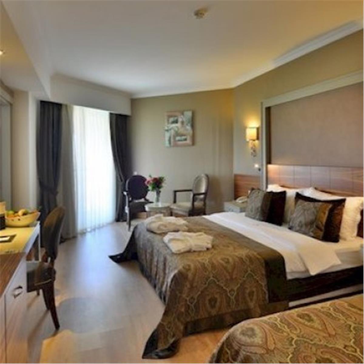 Yılbaşı Özel 2 gece 3 gün Side Crown Palace Hotel Konaklamalı Antalya Tatili