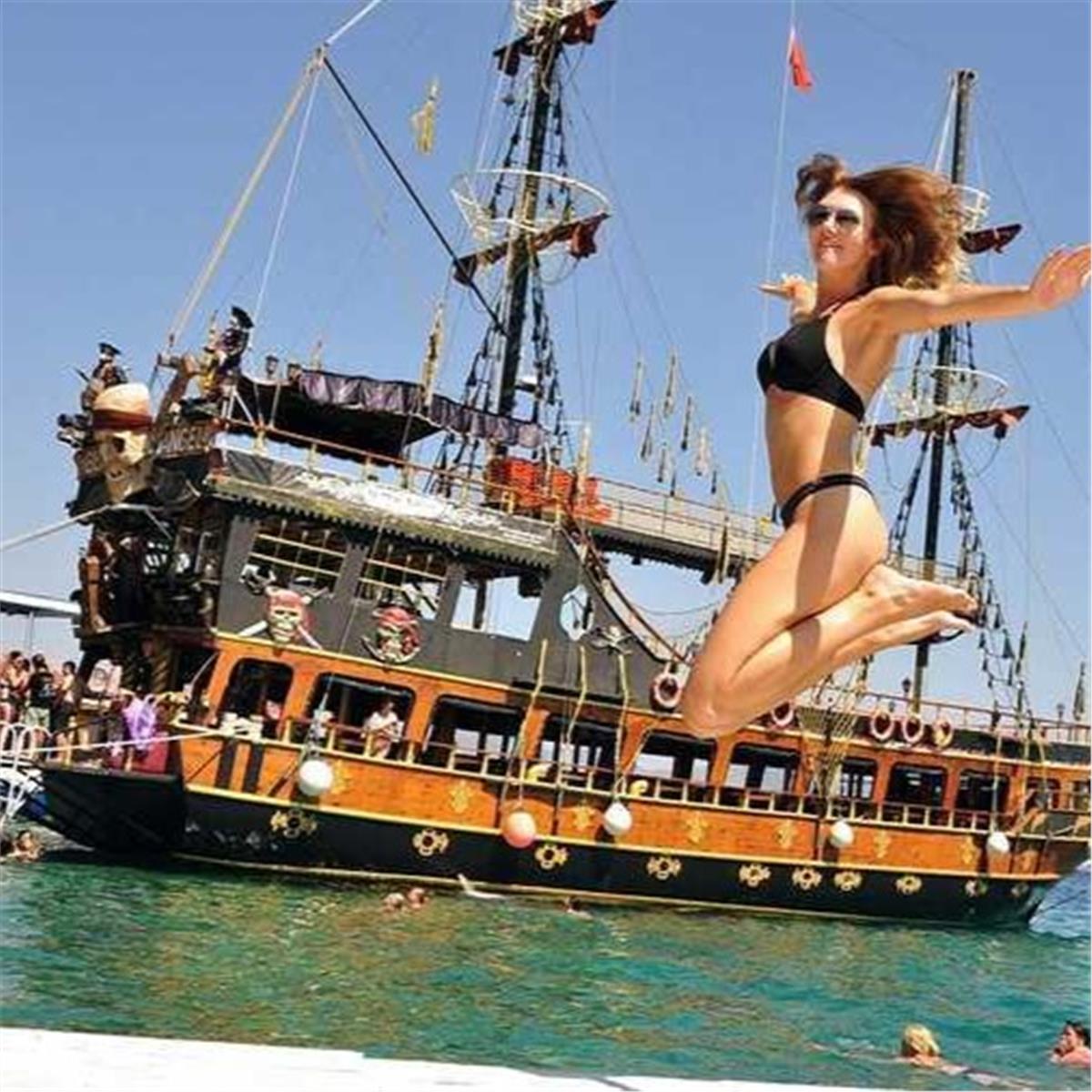 Günübirlik Bodrum Tekne Turu. Üstelik Ulaşım Ve Öğle Yemeği Dahil